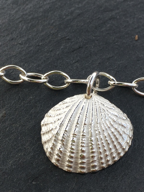 Silverfish Designs Thai cockle shell bracelet