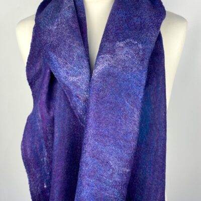 Carol Dash - Fine cobweb scarf - superfine merino with silk and viscose fibres