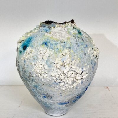 John Hemmer - Vessel form - 10 cms H.